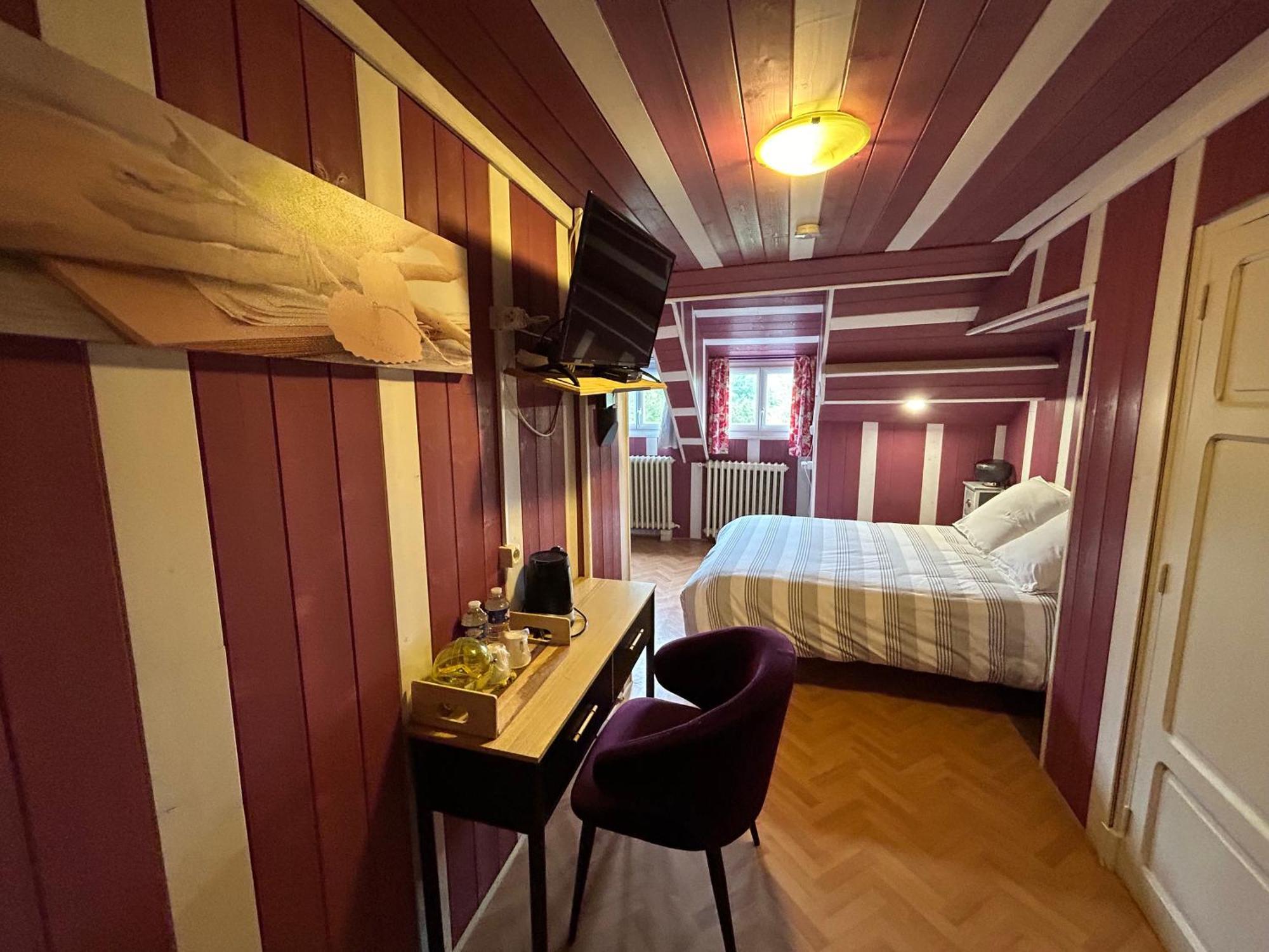 Tardets-Sorholus Chambres D'Hotes La Cheminee מראה חיצוני תמונה